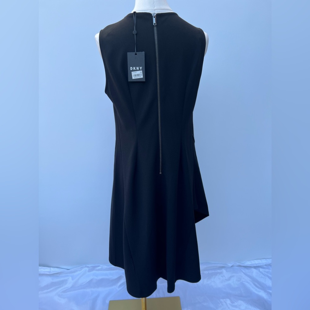 DKNY ASYMMETRIC ROUND NECK BLACK DRESS Size MEDIUM - Picture 5 of 17